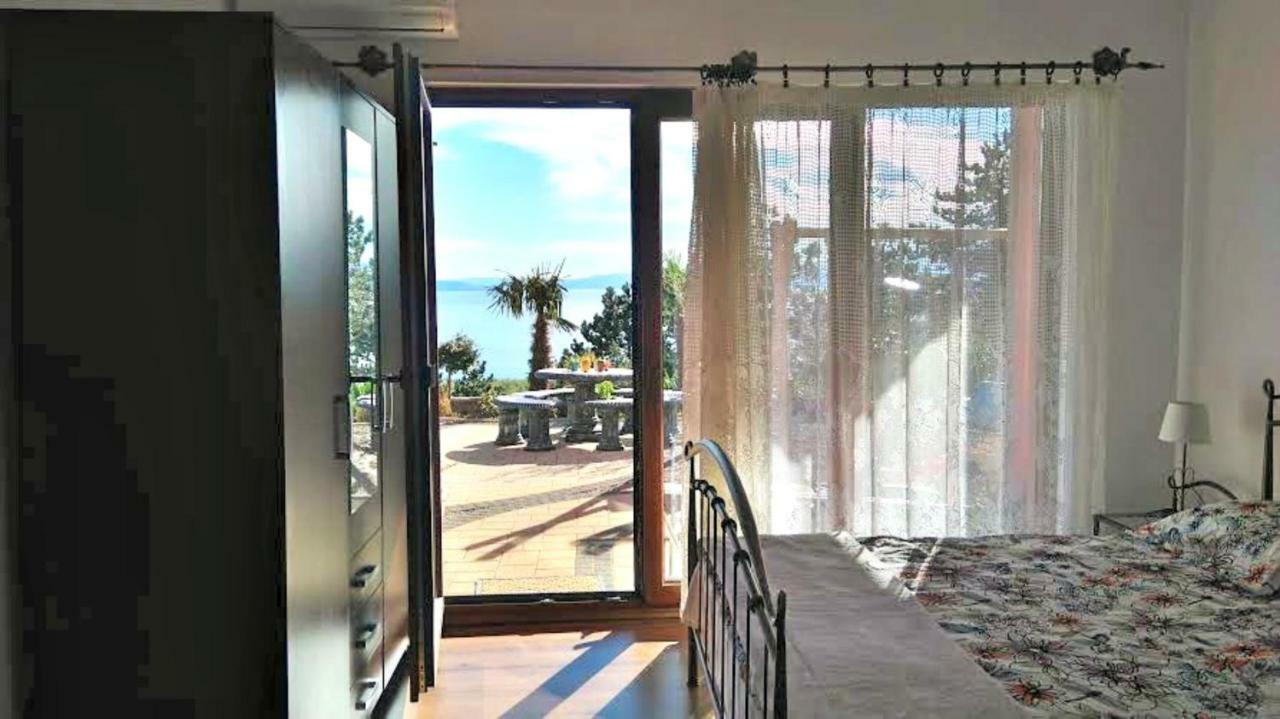 Anika Apartment Kostrena